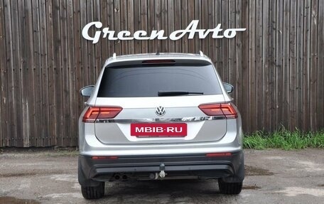 Volkswagen Tiguan II, 2017 год, 1 950 000 рублей, 4 фотография