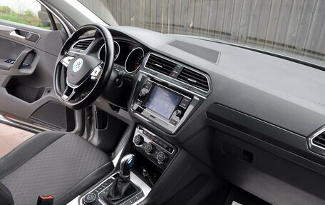 Volkswagen Tiguan II, 2017 год, 1 950 000 рублей, 14 фотография
