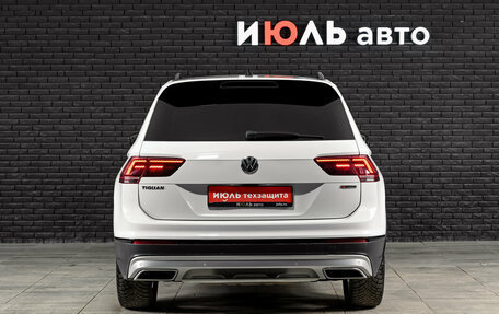 Volkswagen Tiguan II, 2019 год, 2 680 000 рублей, 6 фотография