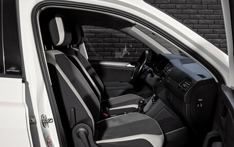 Volkswagen Tiguan II, 2019 год, 2 680 000 рублей, 12 фотография