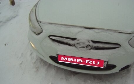 Hyundai Solaris II рестайлинг, 2011 год, 485 000 рублей, 1 фотография