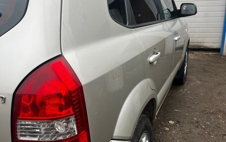 Hyundai Tucson III, 2008 год, 550 000 рублей, 5 фотография