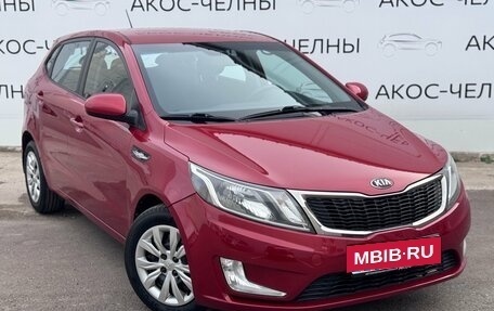KIA Rio III рестайлинг, 2013 год, 880 000 рублей, 3 фотография