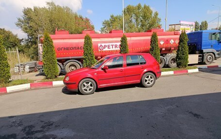 Volkswagen Golf IV, 2001 год, 220 000 рублей, 2 фотография