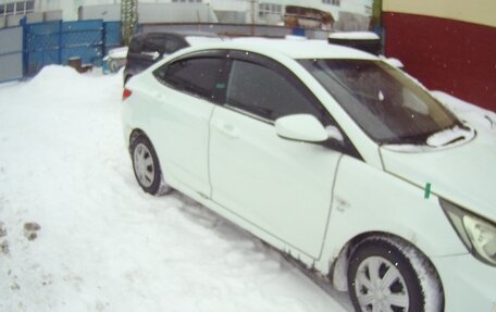 Hyundai Solaris II рестайлинг, 2011 год, 485 000 рублей, 14 фотография