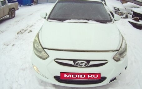 Hyundai Solaris II рестайлинг, 2011 год, 485 000 рублей, 13 фотография