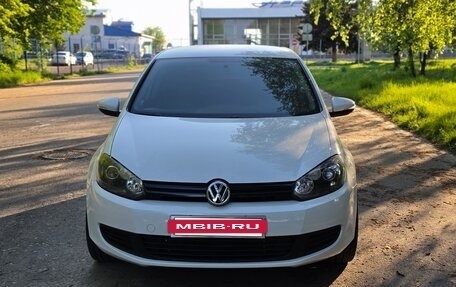 Volkswagen Golf VI, 2010 год, 900 000 рублей, 3 фотография