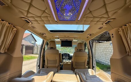 Hyundai Grand Starex Grand Starex I рестайлинг 2, 2015 год, 2 350 000 рублей, 2 фотография