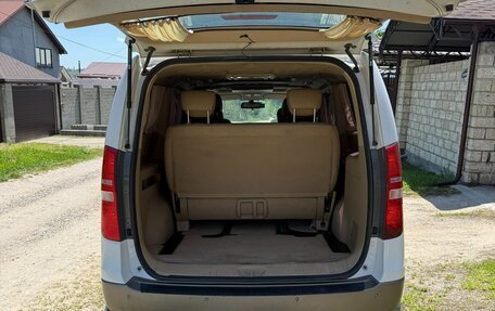 Hyundai Grand Starex Grand Starex I рестайлинг 2, 2015 год, 2 350 000 рублей, 10 фотография