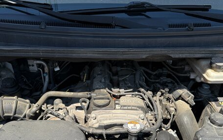 Hyundai Grand Starex Grand Starex I рестайлинг 2, 2015 год, 2 350 000 рублей, 17 фотография