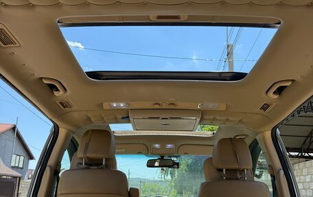 Hyundai Grand Starex Grand Starex I рестайлинг 2, 2015 год, 2 350 000 рублей, 31 фотография