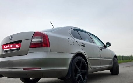 Skoda Octavia, 2011 год, 690 000 рублей, 2 фотография