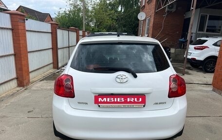 Toyota Auris II, 2007 год, 750 000 рублей, 3 фотография