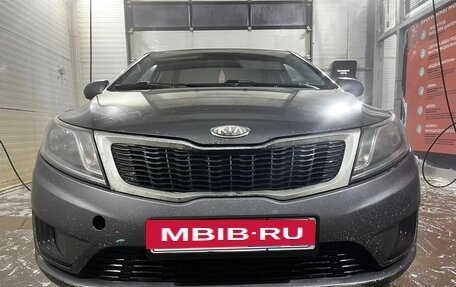 KIA Rio III рестайлинг, 2013 год, 370 000 рублей, 2 фотография