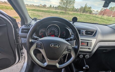 KIA Rio III рестайлинг, 2016 год, 990 000 рублей, 4 фотография