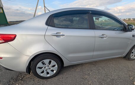 KIA Rio III рестайлинг, 2016 год, 990 000 рублей, 22 фотография