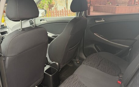 Hyundai Solaris II рестайлинг, 2015 год, 920 000 рублей, 11 фотография