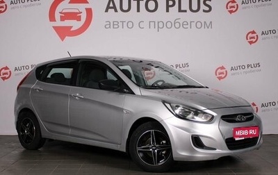 Hyundai Solaris II рестайлинг, 2013 год, 700 000 рублей, 1 фотография