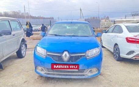 Renault Logan II, 2015 год, 530 000 рублей, 4 фотография