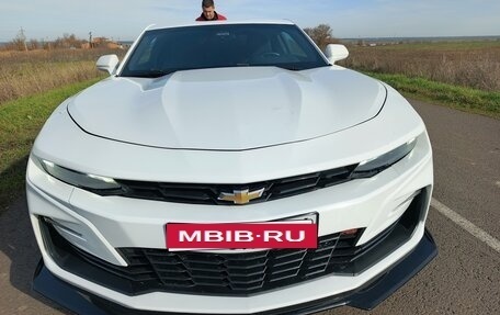 Chevrolet Camaro VI, 2019 год, 2 160 000 рублей, 5 фотография