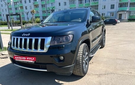 Jeep Grand Cherokee, 2012 год, 1 790 000 рублей, 2 фотография