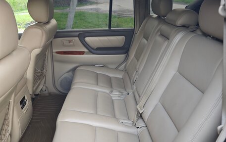 Toyota Land Cruiser 100 рестайлинг 2, 2005 год, 2 100 000 рублей, 7 фотография