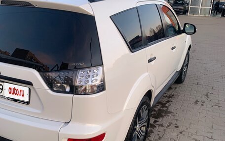 Mitsubishi Outlander III рестайлинг 3, 2012 год, 1 400 000 рублей, 6 фотография