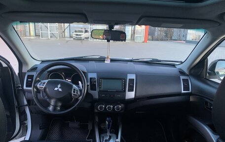 Mitsubishi Outlander III рестайлинг 3, 2012 год, 1 400 000 рублей, 19 фотография