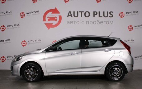 Hyundai Solaris II рестайлинг, 2013 год, 700 000 рублей, 5 фотография