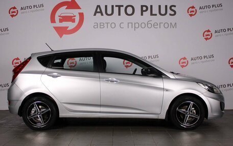 Hyundai Solaris II рестайлинг, 2013 год, 700 000 рублей, 6 фотография