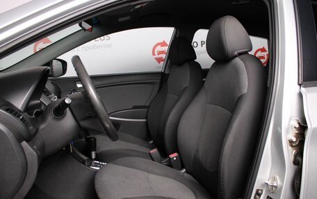 Hyundai Solaris II рестайлинг, 2013 год, 700 000 рублей, 8 фотография