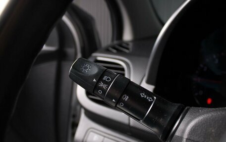 Hyundai Solaris II рестайлинг, 2013 год, 700 000 рублей, 13 фотография