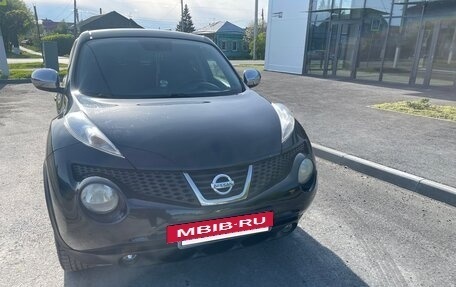 Nissan Juke II, 2011 год, 900 000 рублей, 2 фотография