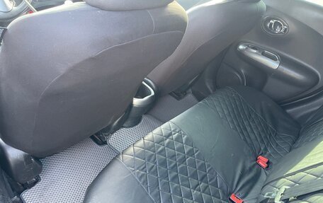 Nissan Juke II, 2011 год, 900 000 рублей, 10 фотография