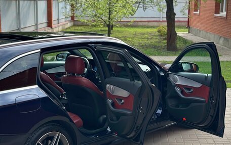 Mercedes-Benz C-Класс, 2019 год, 3 300 000 рублей, 3 фотография