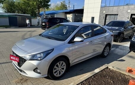 Hyundai Solaris II рестайлинг, 2021 год, 1 790 000 рублей, 3 фотография