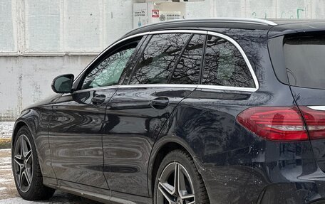 Mercedes-Benz C-Класс, 2019 год, 3 300 000 рублей, 26 фотография