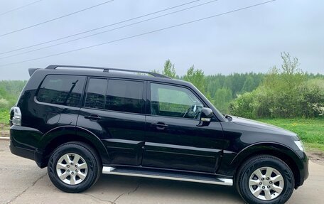 Mitsubishi Pajero IV, 2013 год, 2 935 000 рублей, 4 фотография