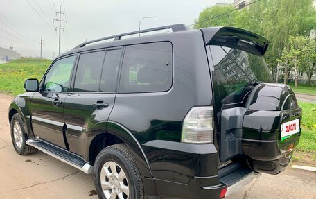 Mitsubishi Pajero IV, 2013 год, 2 935 000 рублей, 8 фотография
