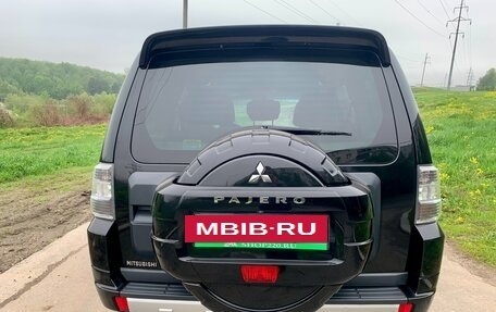 Mitsubishi Pajero IV, 2013 год, 2 935 000 рублей, 7 фотография