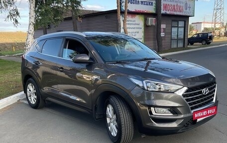 Hyundai Tucson III, 2019 год, 2 240 000 рублей, 4 фотография