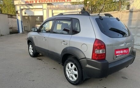 Hyundai Tucson III, 2004 год, 520 000 рублей, 5 фотография