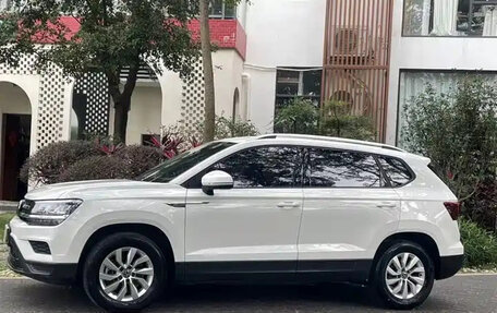 Volkswagen Tharu, 2021 год, 1 409 000 рублей, 2 фотография
