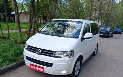 Volkswagen Multivan T5, 2010 год, 2 240 000 рублей, 1 фотография