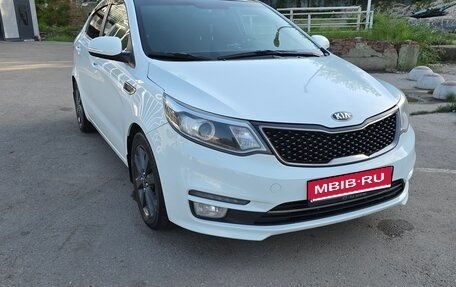 KIA Rio III рестайлинг, 2015 год, 1 100 000 рублей, 1 фотография