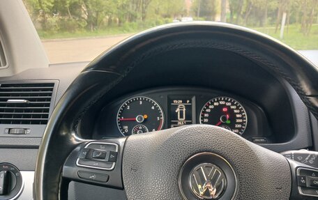 Volkswagen Multivan T5, 2010 год, 2 240 000 рублей, 8 фотография