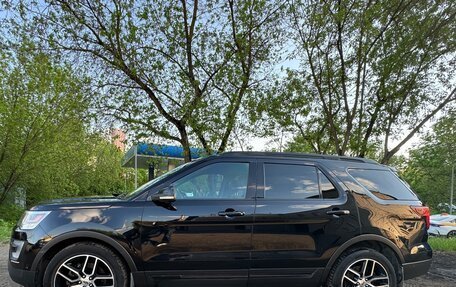 Ford Explorer VI, 2016 год, 3 000 000 рублей, 2 фотография