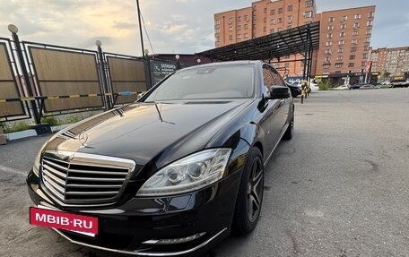 Mercedes-Benz S-Класс, 2013 год, 2 200 000 рублей, 3 фотография