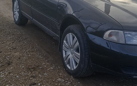 Audi A4, 1998 год, 385 000 рублей, 5 фотография