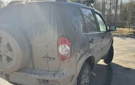 Chevrolet Niva I рестайлинг, 2012 год, 400 000 рублей, 4 фотография